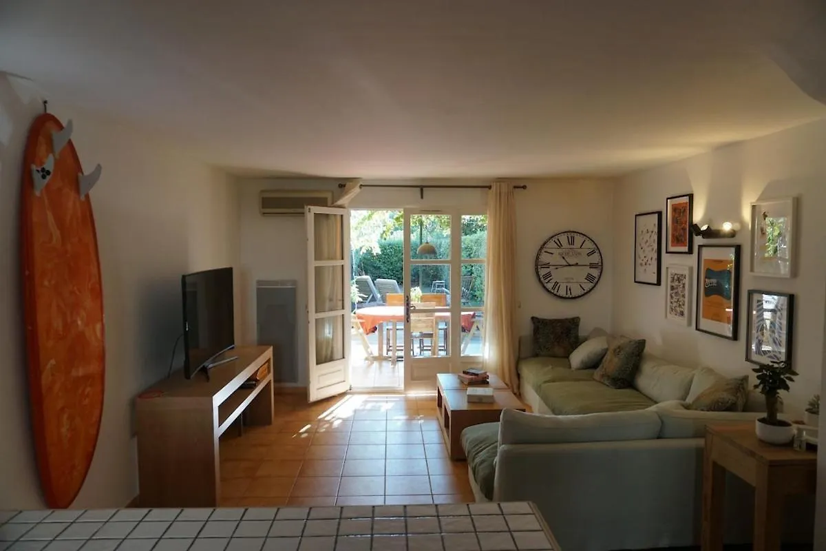 Maison De Village La Mole Holiday home