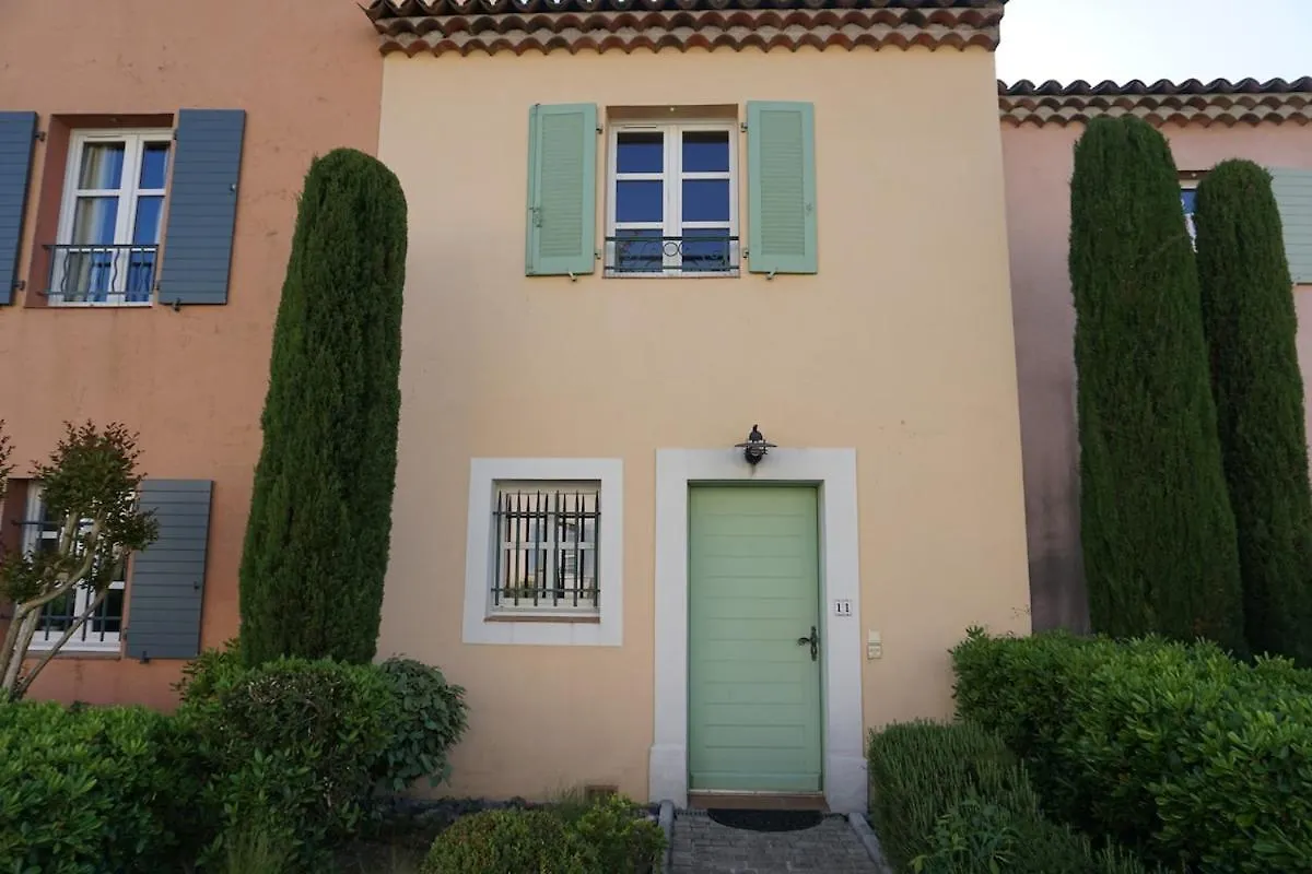 Maison De Village La Mole Holiday home