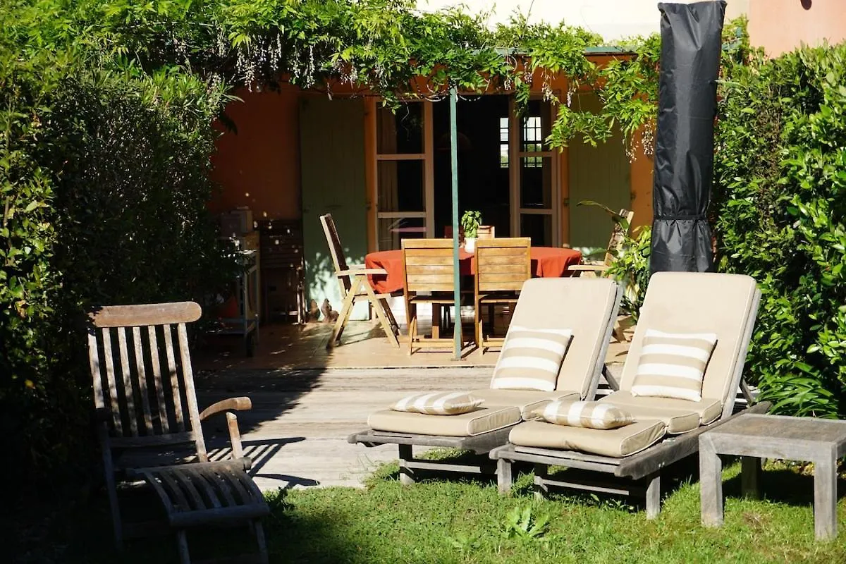 Maison De Village contacts